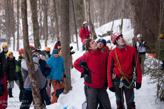 В ожидании итоговых результатов BoulderMixt 2011. Фотоальбом. (Ледолазание/drytoolling, соревнования, драйтулинг, lotfullina.ru)
