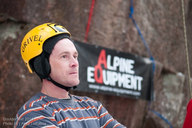 В ожидании итоговых результатов BoulderMixt 2011. Фотоальбом. (Ледолазание/drytoolling, соревнования, драйтулинг, lotfullina.ru)