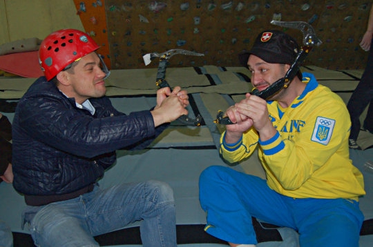 Drytooling Contest 2011. Это было так! (Ледолазание/drytoolling, ледолазание, валентин сипавин, драйтулинг)