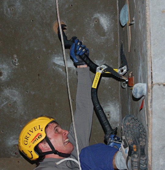 Drytooling Contest 2011. Это было так! (Ледолазание/drytoolling, ледолазание, валентин сипавин, драйтулинг)
