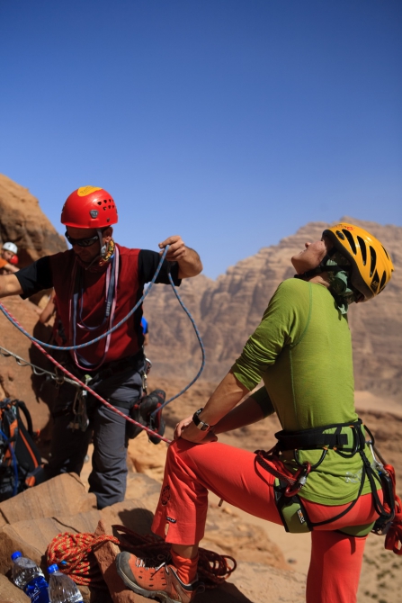 Jordan Women. Часть 1. В погоне за девчонками. (Альпинизм, wadi rum)