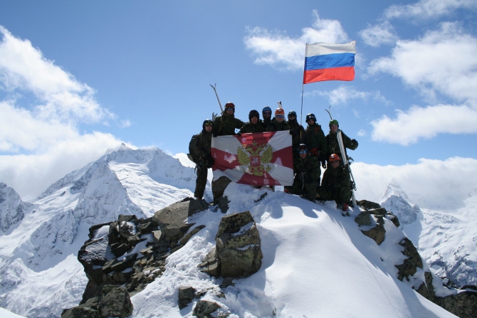 Восхождение в честь 200-летия Внутренних Войск России! (Альпинизм, вв мвд, утс, домбай, фар)