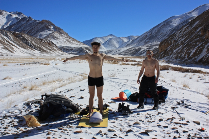 Зимний Памир. Фотоальбом. Часть 1. Заходы по Пшарту и кольцо в хр. Музкол (Путешествия, пик советских офицеров, мургаб, лыжный туризм, маи)