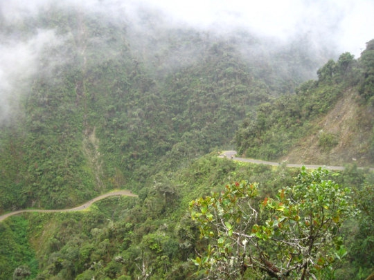 Memento mori. Спуск по Дороге Смерти. (Путешествия, путешествия, боливия. дорога смерти, туризм)