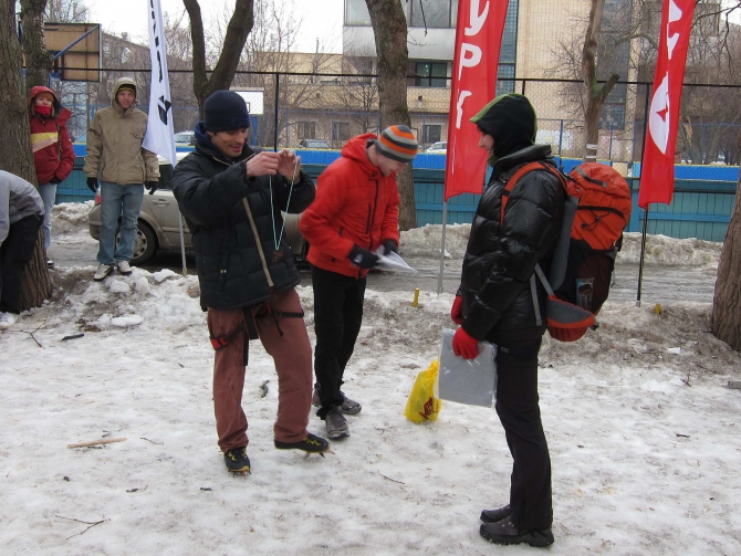 Весенние ласточки 2011/BD DryToolFight. Впечатления+фото. Квалификация (Альпинизм, black diamond dry tool fight, сосулька маи, ледолазание, альпинизм)