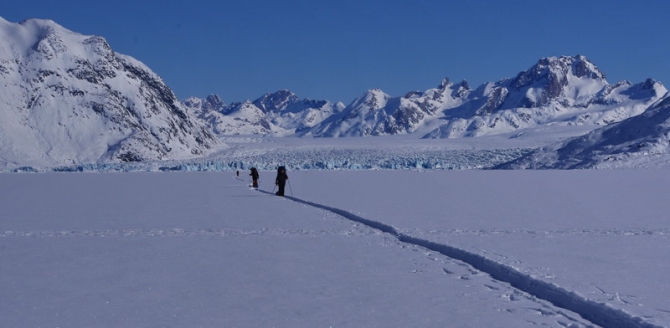 Стартует лыжная экспедиция Red Fox - Гренландия (Ски-тур, polar research, greenland, kandid, ski expedition, tourism.ru, лыжный поход, валиев, бекетов)