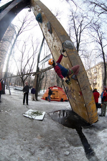 BD Dry Tool Fight. Чуть фоток (Альпинизм, black diamond, фаисм, сосулька маи, ледолазание, двоеборье)