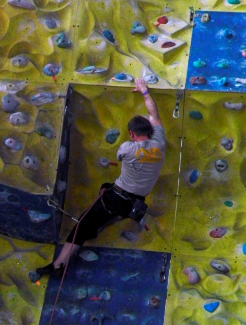 С пылу, с жару:) Фото с Чемпионата КАиС МЭИ по скалолазанию. (Альпинизм, ак мэи, соревнования, скалолазание)