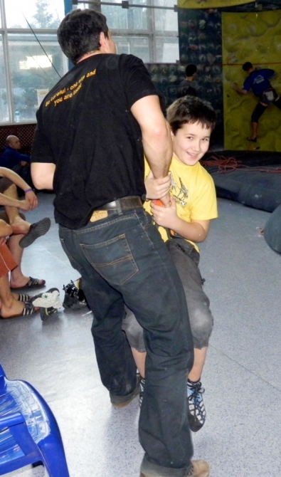 С пылу, с жару:) Фото с Чемпионата КАиС МЭИ по скалолазанию. (Альпинизм, ак мэи, соревнования, скалолазание)