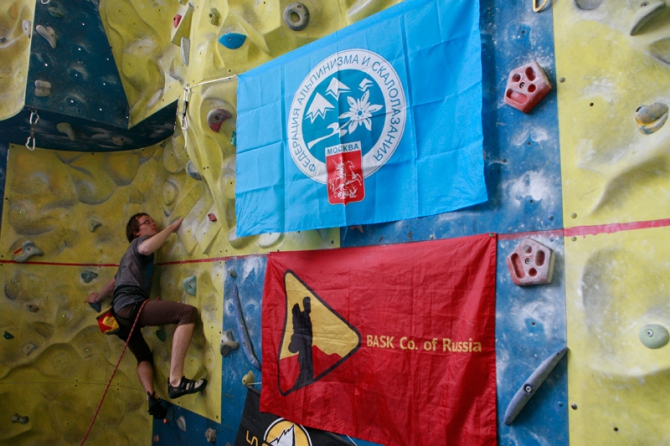Открытый чемпионат МЭИ по скалолазанию памяти С. Гурякова. 17.04.11. Фотоальбом. (Скалолазание, альпклуб мэи, фаис москвы)