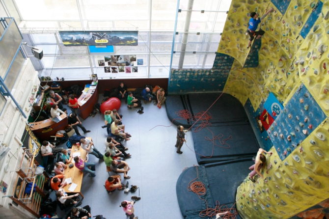 Открытый чемпионат МЭИ по скалолазанию памяти С. Гурякова. 17.04.11. Фотоальбом. (Скалолазание, альпклуб мэи, фаис москвы)