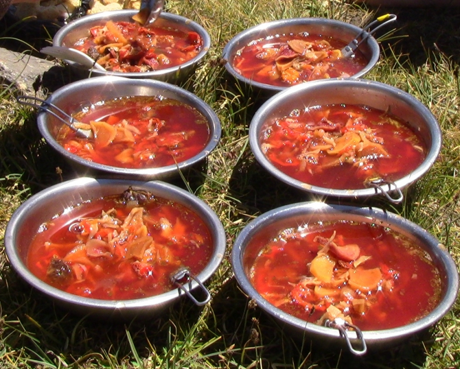 Готовим вкусно и полезно, или Что мы едим в походе? (Альпинизм, еда в походе, раскладка, автоклав, т/к глобус)