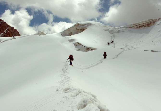 Краткий отчет о комплексной экспедиции МАИ на Китайский Памир летом 2011 г. (Альпинизм, долкун-музтаг, кокосель, комплексная экспедиция маи на китайский памир, кызылсель, музтаг-ата)