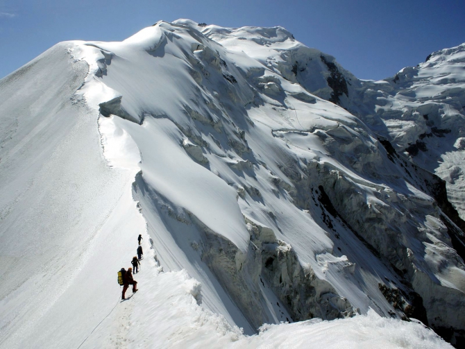 Краткий отчет о комплексной экспедиции МАИ на Китайский Памир летом 2011 г. (Альпинизм, долкун-музтаг, кокосель, комплексная экспедиция маи на китайский памир, кызылсель, музтаг-ата)
