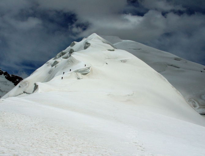Краткий отчет о комплексной экспедиции МАИ на Китайский Памир летом 2011 г. (Альпинизм, долкун-музтаг, кокосель, комплексная экспедиция маи на китайский памир, кызылсель, музтаг-ата)