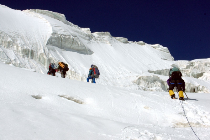 Краткий отчет о комплексной экспедиции МАИ на Китайский Памир летом 2011 г. (Альпинизм, долкун-музтаг, кокосель, комплексная экспедиция маи на китайский памир, кызылсель, музтаг-ата)