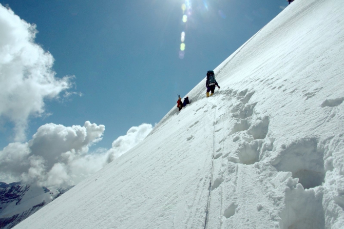 Краткий отчет о комплексной экспедиции МАИ на Китайский Памир летом 2011 г. (Альпинизм, долкун-музтаг, кокосель, комплексная экспедиция маи на китайский памир, кызылсель, музтаг-ата)
