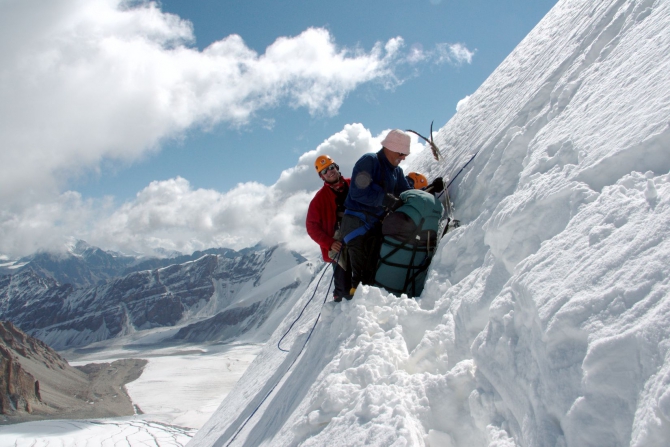 Краткий отчет о комплексной экспедиции МАИ на Китайский Памир летом 2011 г. (Альпинизм, долкун-музтаг, кокосель, комплексная экспедиция маи на китайский памир, кызылсель, музтаг-ата)