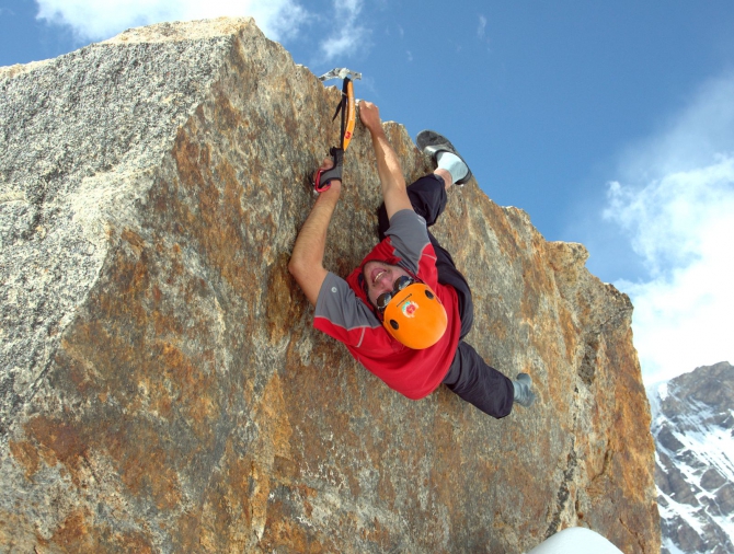 Краткий отчет о комплексной экспедиции МАИ на Китайский Памир летом 2011 г. (Альпинизм, долкун-музтаг, кокосель, комплексная экспедиция маи на китайский памир, кызылсель, музтаг-ата)