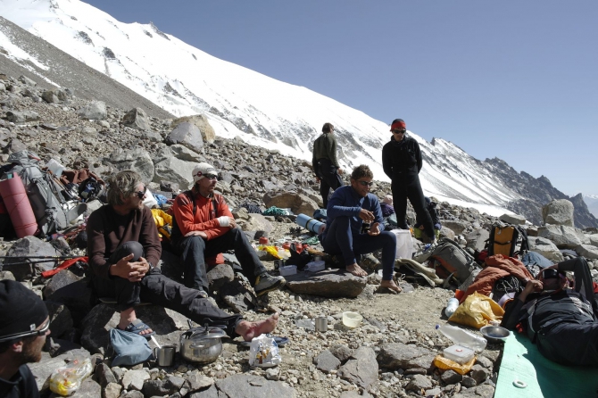 Краткий отчет о комплексной экспедиции МАИ на Китайский Памир летом 2011 г. (Альпинизм, долкун-музтаг, кокосель, комплексная экспедиция маи на китайский памир, кызылсель, музтаг-ата)