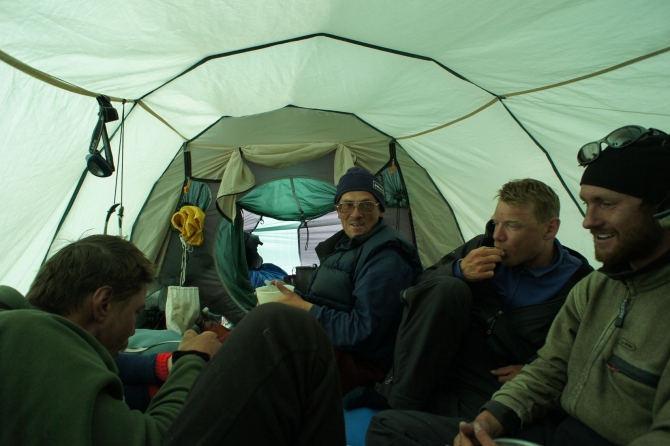 Краткий отчет о комплексной экспедиции МАИ на Китайский Памир летом 2011 г. (Альпинизм, долкун-музтаг, кокосель, комплексная экспедиция маи на китайский памир, кызылсель, музтаг-ата)