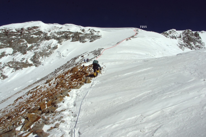 Краткий отчет о комплексной экспедиции МАИ на Китайский Памир летом 2011 г. (Альпинизм, долкун-музтаг, кокосель, комплексная экспедиция маи на китайский памир, кызылсель, музтаг-ата)