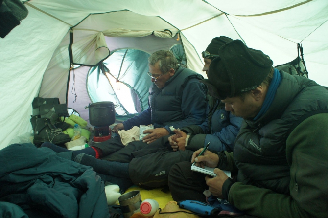 Краткий отчет о комплексной экспедиции МАИ на Китайский Памир летом 2011 г. (Альпинизм, долкун-музтаг, кокосель, комплексная экспедиция маи на китайский памир, кызылсель, музтаг-ата)