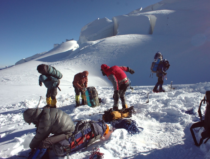 Краткий отчет о комплексной экспедиции МАИ на Китайский Памир летом 2011 г. (Альпинизм, долкун-музтаг, кокосель, комплексная экспедиция маи на китайский памир, кызылсель, музтаг-ата)