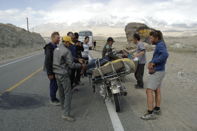 Краткий отчет о комплексной экспедиции МАИ на Китайский Памир летом 2011 г. (Альпинизм, долкун-музтаг, кокосель, комплексная экспедиция маи на китайский памир, кызылсель, музтаг-ата)