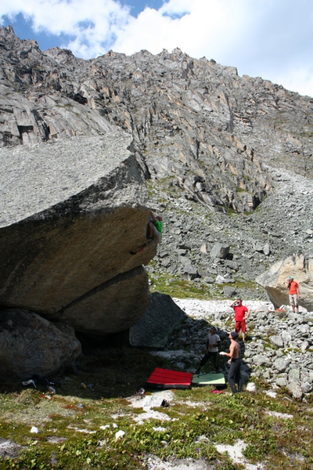 Денис Веретенин - интервью по дороге.... (Альпинизм, adidas, risk team, риск.ру, мы в обществе, проекты, risk.ru)