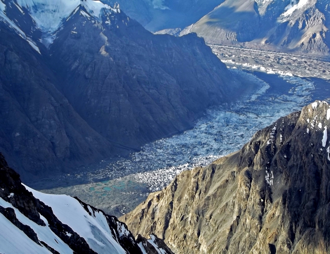 Полный фотоотчёт проекта Полёт над Тянь-Шанем. (Альпинизм, иныльчек, победа, турклуб маи, пик победы, центральный тянь-шань, озеро мерцбахера, сарыджас, пик пионер)