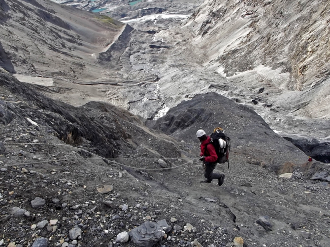 Полный фотоотчёт проекта Полёт над Тянь-Шанем. (Альпинизм, иныльчек, победа, турклуб маи, пик победы, центральный тянь-шань, озеро мерцбахера, сарыджас, пик пионер)