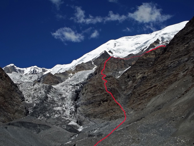 Полный фотоотчёт проекта Полёт над Тянь-Шанем. (Альпинизм, иныльчек, победа, турклуб маи, пик победы, центральный тянь-шань, озеро мерцбахера, сарыджас, пик пионер)