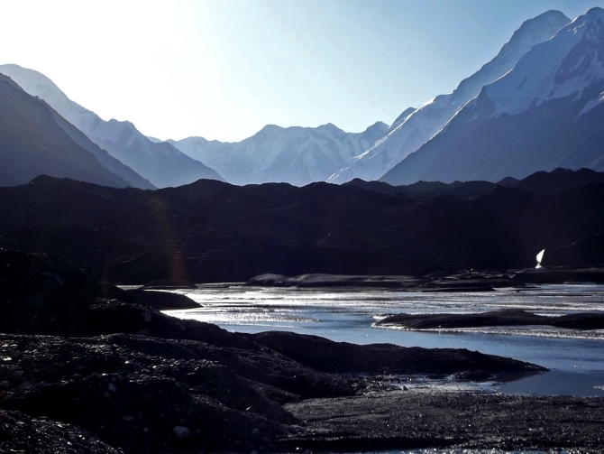Полный фотоотчёт проекта Полёт над Тянь-Шанем. (Альпинизм, иныльчек, победа, турклуб маи, пик победы, центральный тянь-шань, озеро мерцбахера, сарыджас, пик пионер)