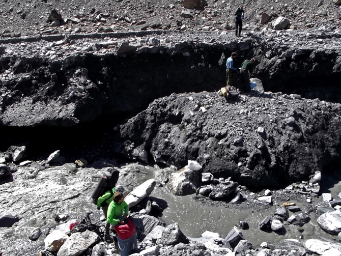 Полный фотоотчёт проекта Полёт над Тянь-Шанем. (Альпинизм, иныльчек, победа, турклуб маи, пик победы, центральный тянь-шань, озеро мерцбахера, сарыджас, пик пионер)