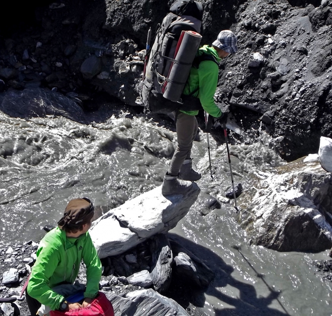 Полный фотоотчёт проекта Полёт над Тянь-Шанем. (Альпинизм, иныльчек, победа, турклуб маи, пик победы, центральный тянь-шань, озеро мерцбахера, сарыджас, пик пионер)
