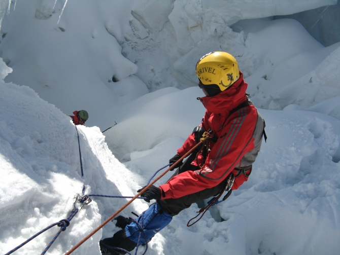 Полный фотоотчёт проекта Полёт над Тянь-Шанем. (Альпинизм, иныльчек, победа, турклуб маи, пик победы, центральный тянь-шань, озеро мерцбахера, сарыджас, пик пионер)