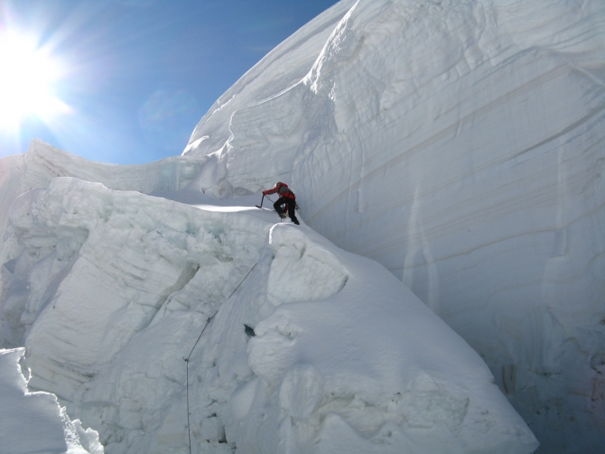 Полный фотоотчёт проекта Полёт над Тянь-Шанем. (Альпинизм, иныльчек, победа, турклуб маи, пик победы, центральный тянь-шань, озеро мерцбахера, сарыджас, пик пионер)
