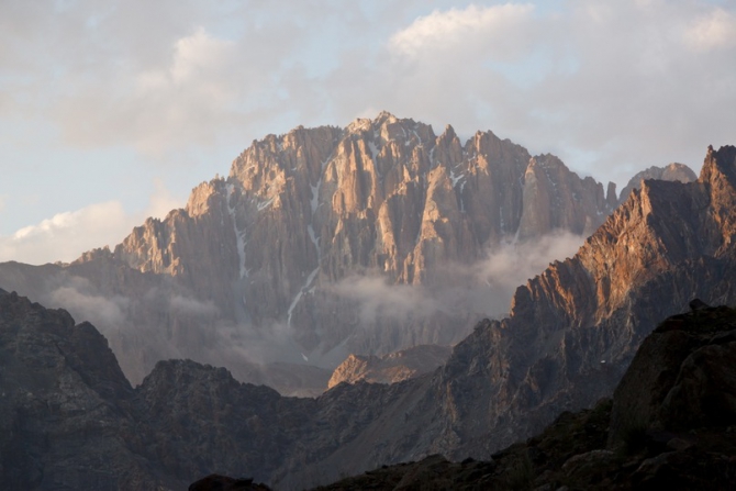 «Трансерфинг» на Аксу (Альпинизм, rapt-team., 5217, северная стена аксу, нефедов андрей, нефедов сергей, freeclimbing, rapt, grivel, sivera, свободное лазание, scarpa)