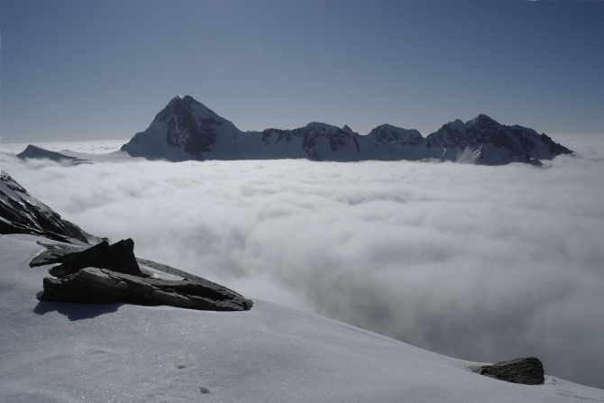Тёмные картинки (Альпинизм, маи, музтаг-ата, китайский памир, комплексная экспедиция маи на китайский памир, коскулак, долкун-музтаг)