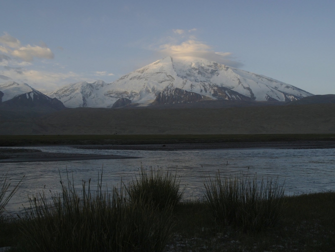 Тёмные картинки (Альпинизм, маи, музтаг-ата, китайский памир, комплексная экспедиция маи на китайский памир, коскулак, долкун-музтаг)