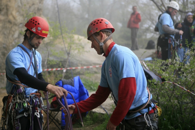 Чемпионат Москвы по альпинизму в скальном классе "Малые Горы 2011". Как это было. (фаис москвы, соревнования в альпинизме, венто., альпиндустрия, баск)