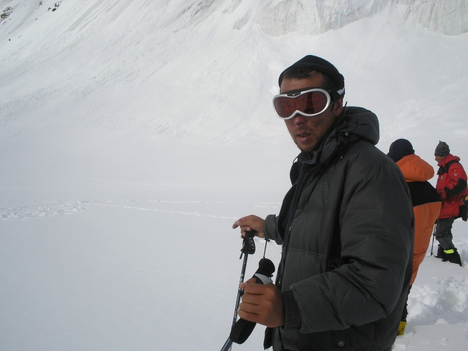 Суровый Южный. (Альпинизм, победа, южный иныльчек 2010.)