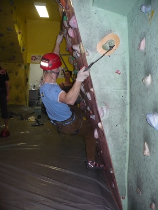 Ледолазание в Петрозаводске 2012 (Ледолазание/drytoolling, фас рк, krukonogi.com, шуйские скалы, mixt)