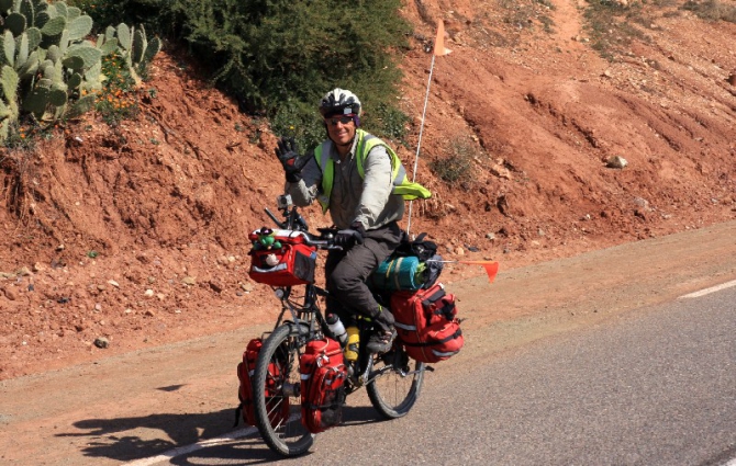 Марокко - скалолазание в каньоне Тодры. Зеленый чай с мятой. (Альпинизм)