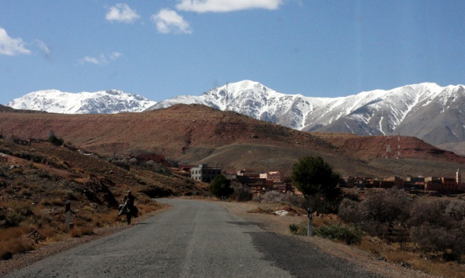 Марокко - скалолазание в каньоне Тодры. Зеленый чай с мятой. (Альпинизм)