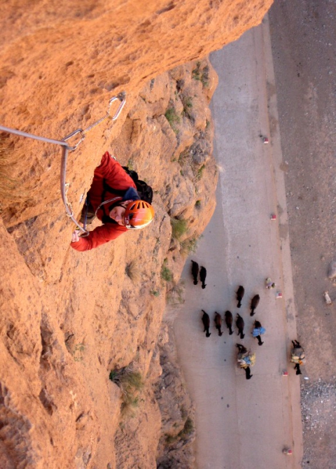 Марокко - скалолазание в каньоне Тодры. Зеленый чай с мятой. (Альпинизм)