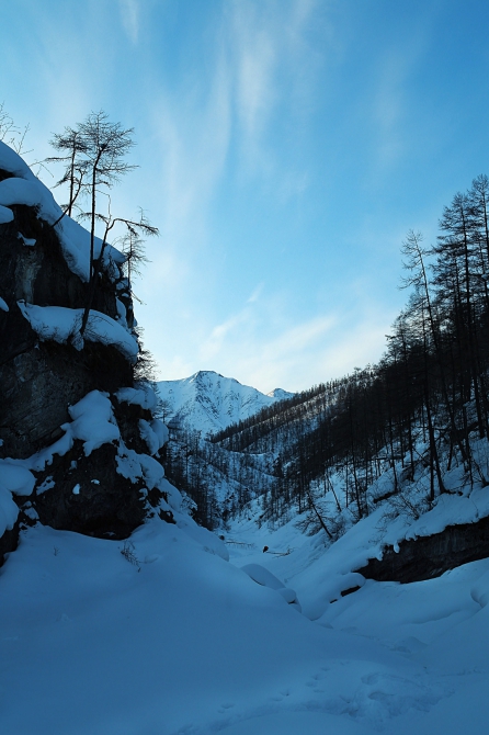 Весенняя Якутия (Ледолазание/drytoolling, саха, черный прижим, ледопад, восточная хандыга)