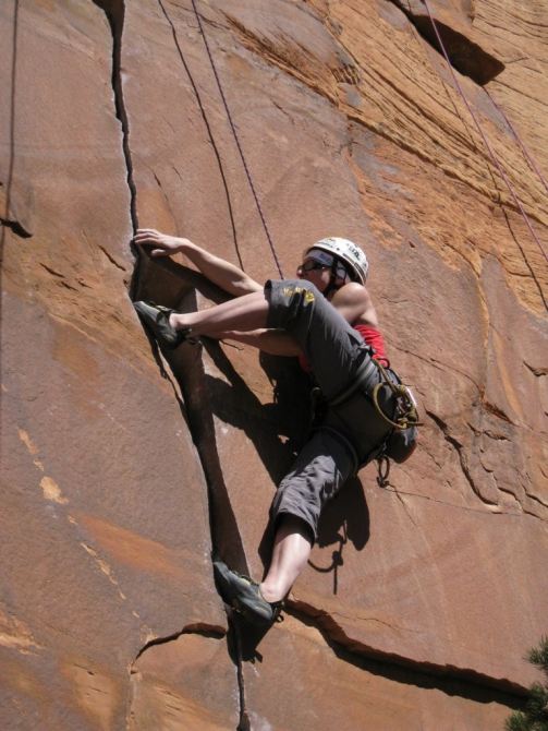 Zion Women. Особенности зайоновской страховки (Альпинизм, zion women climbing fest)