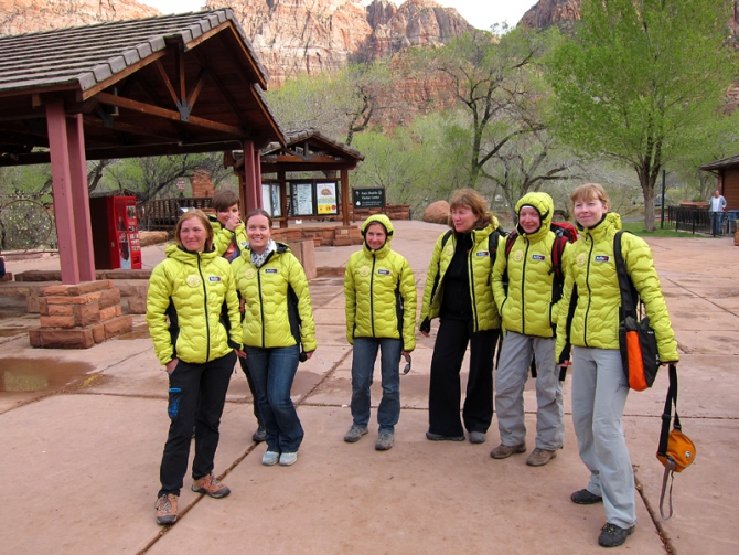 Zion Woman. Сегодня стартовали первые две команды спортсменов (Альпинизм, zion women climbing fest)